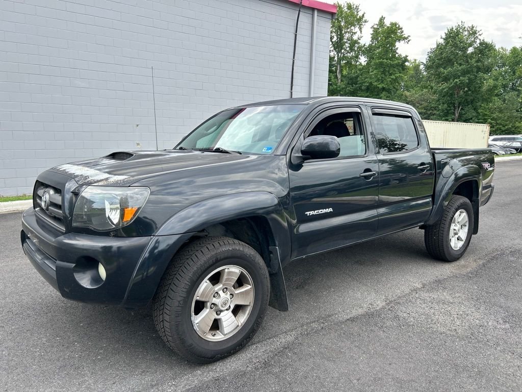 Used 2010 Black Toyota Base image 14