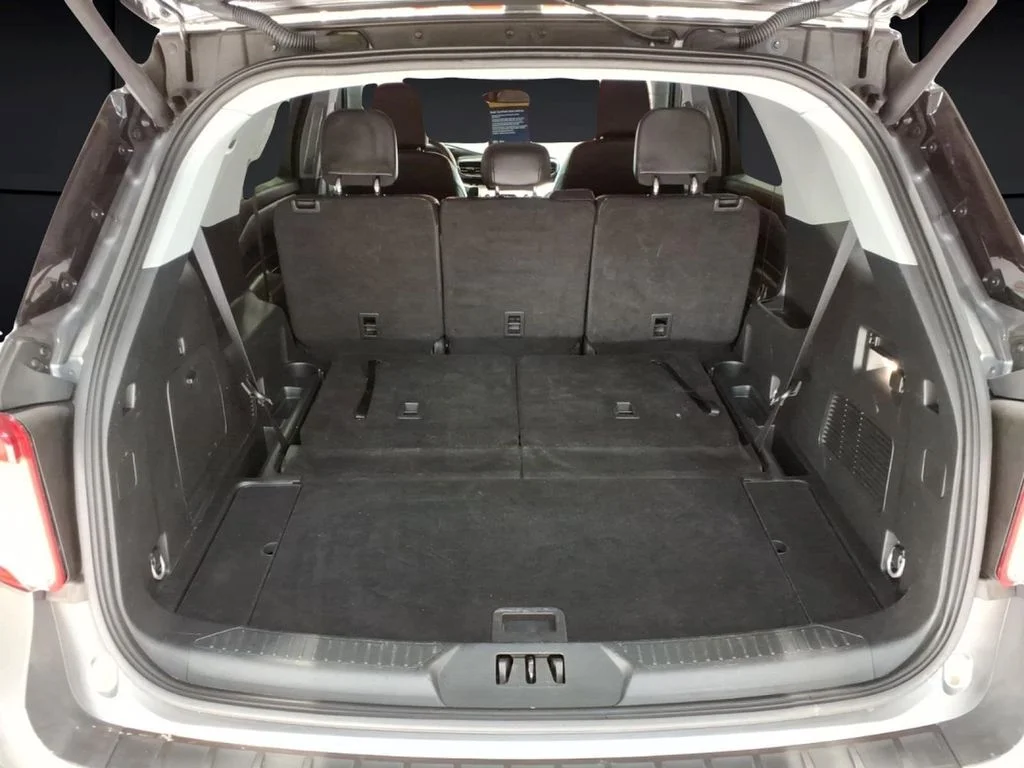 Used 2024 Gray Ford XLT image 24