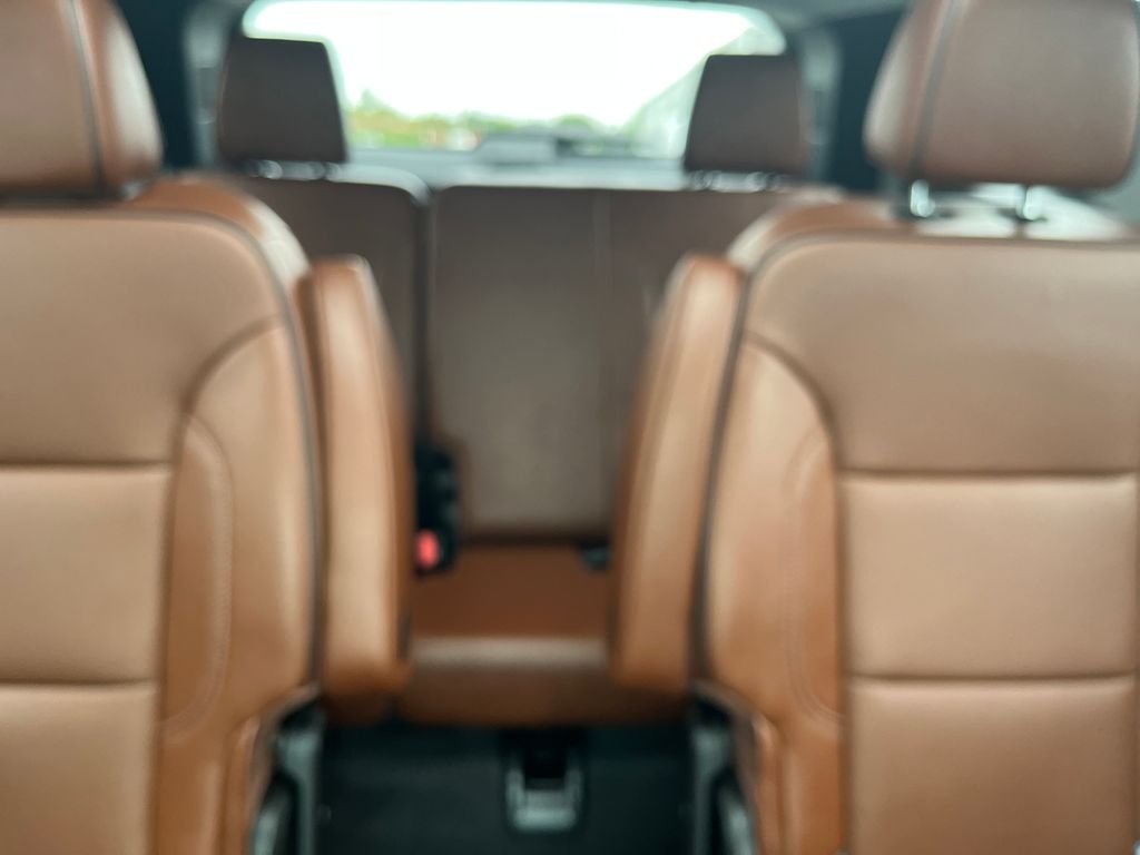 Used 2019 Black Chevrolet High Country image 13