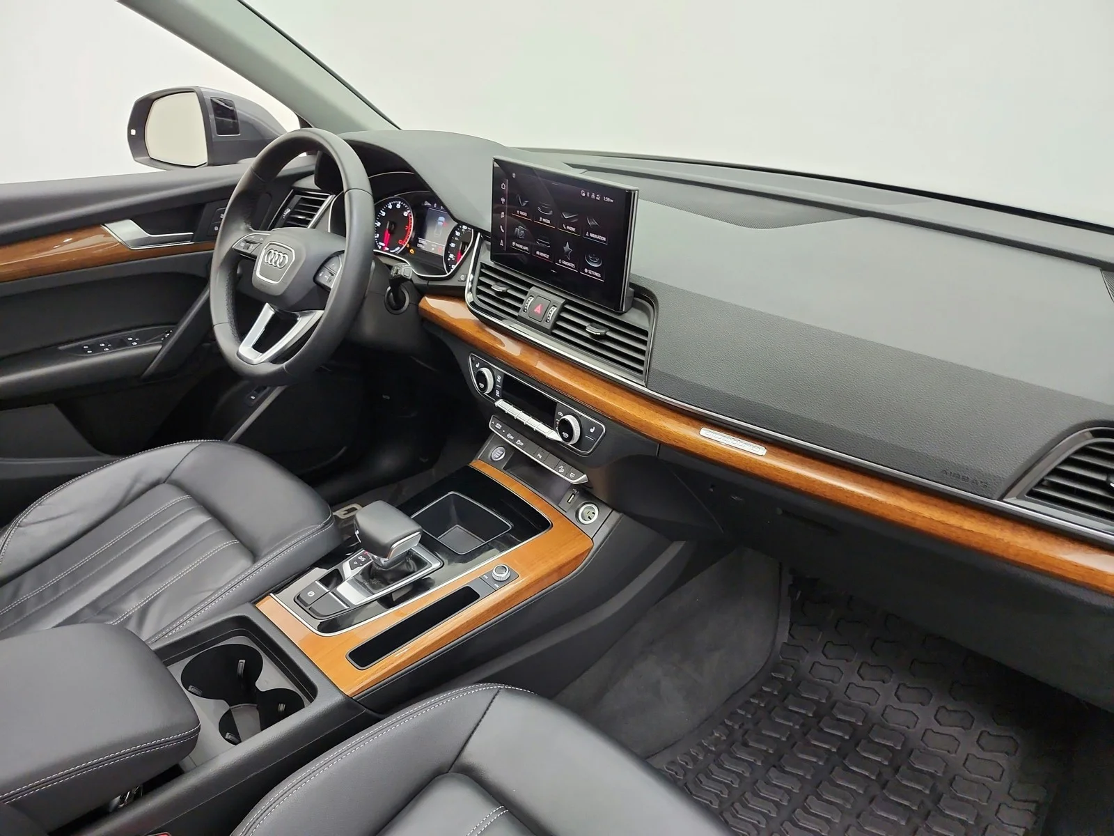 Used 2023 Daytona Gray Pearl Effect Audi S line Premium 45 TFSI quattro image 38