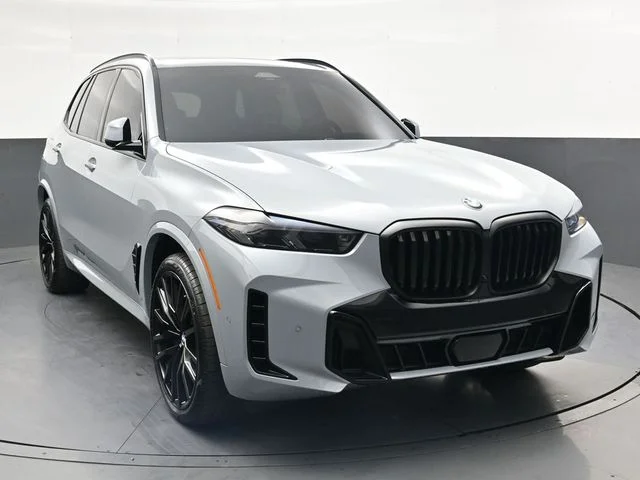 Used 2026 Gray BMW xDrive40i image 11