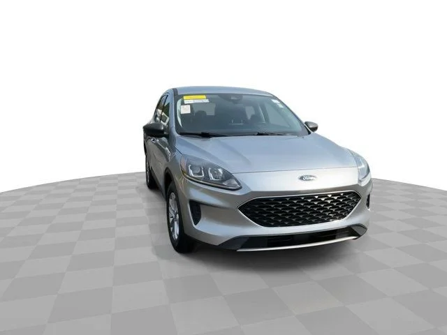 Used 2022 Ford Escape SE with VIN 1FMCU0G62NUB41370 for sale in Sturgeon Bay, WI