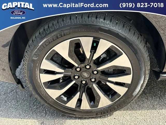 Used 2025 Black Ford Platinum image 13