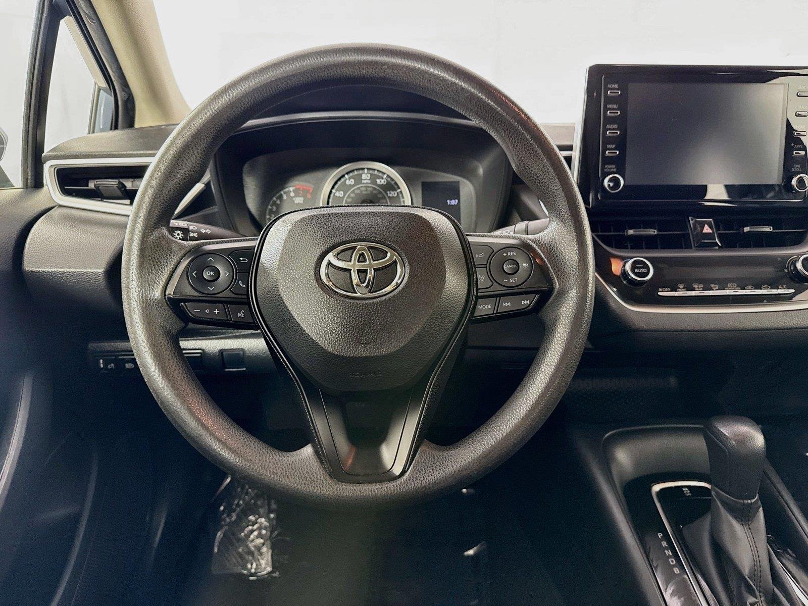 Used 2020 Celestite Gray Metallic Toyota LE image 27