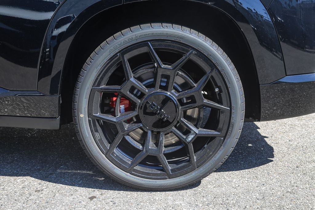 New 2026 Black Sapphire Metallic BMW Label image 8