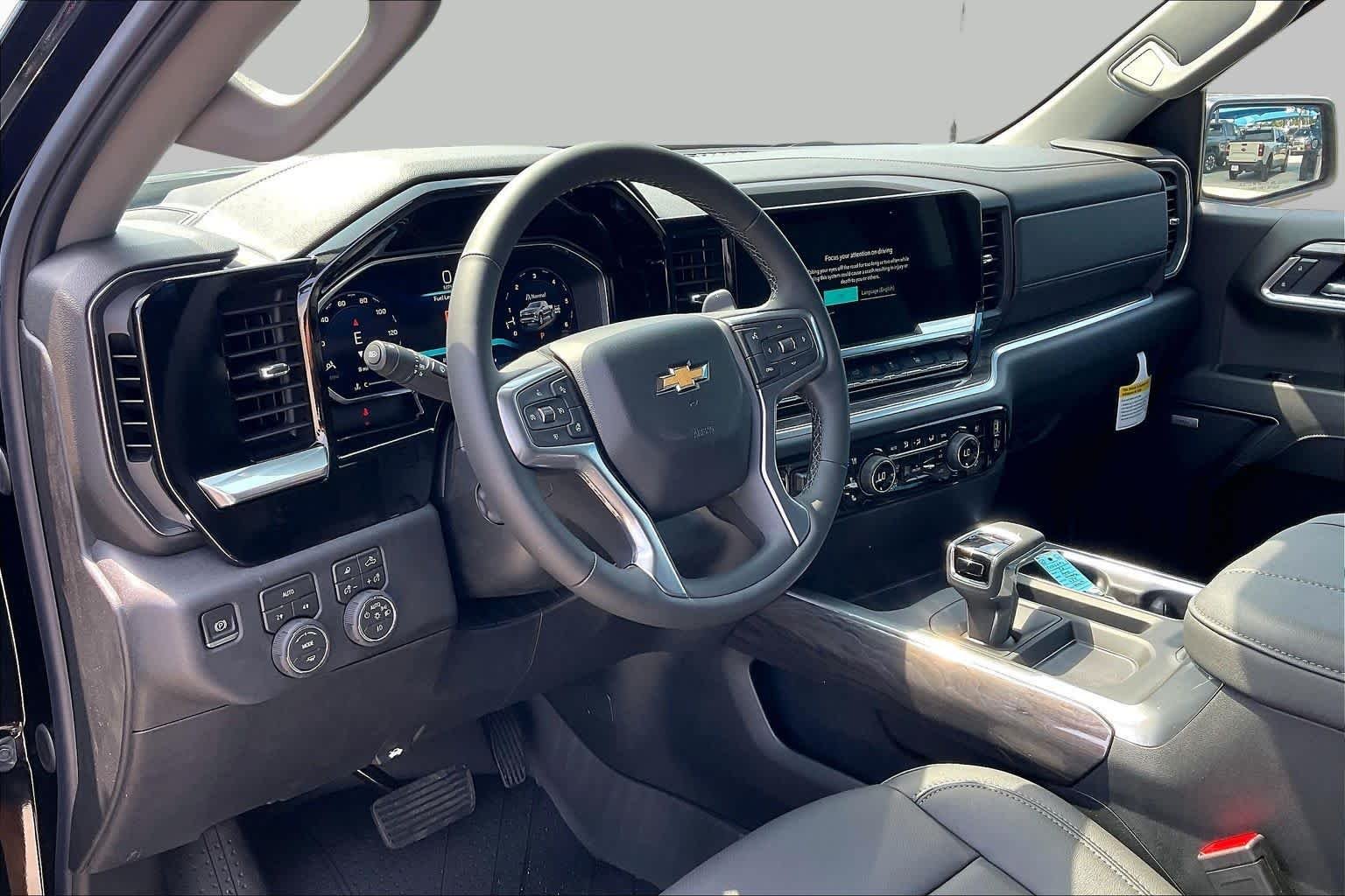 2026 Chevrolet Silverado 1500 LTZ - Photo 8