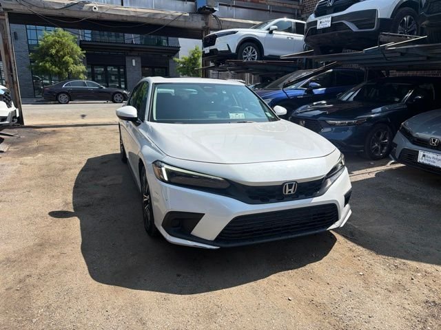 Used 2023 White Honda EX-L image 3