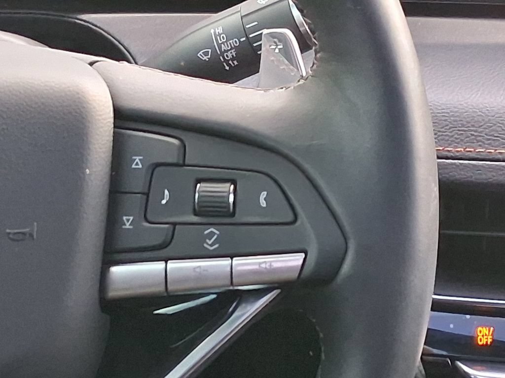 Used 2025 Crystal White Tricoat Cadillac Sport image 12