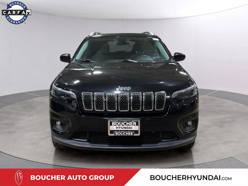 Used 2019 Diamond Black Crystal Pearlcoat Jeep Latitude Plus image 8