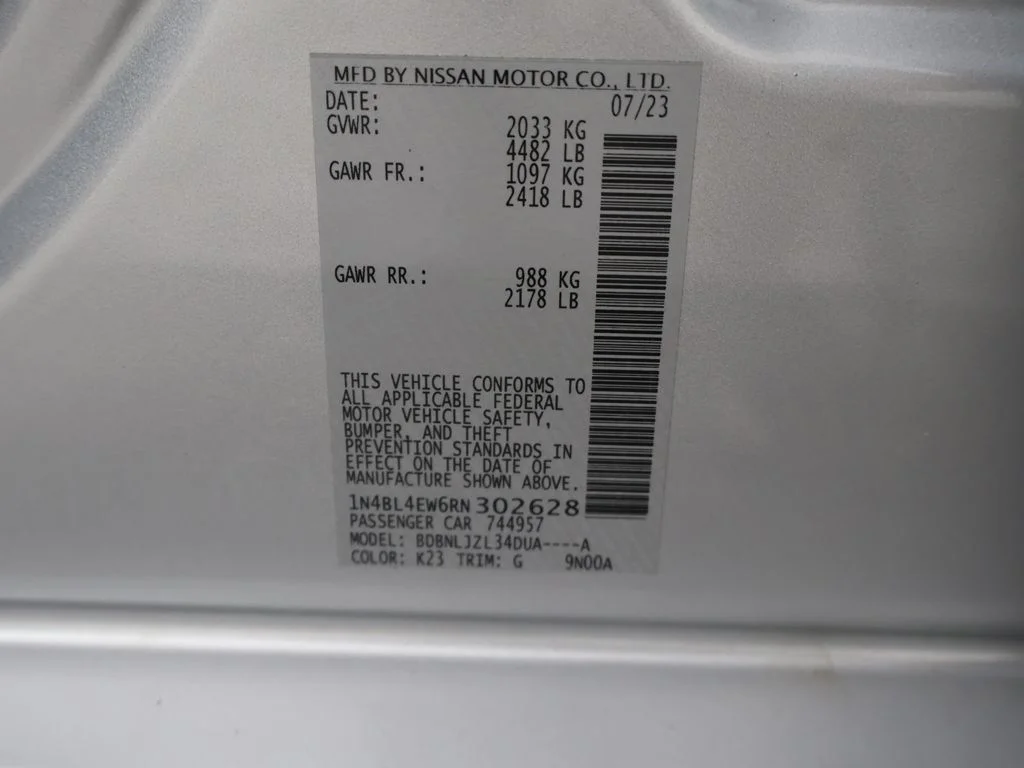 Used 2024 Silver Nissan 2.5 SL image 52