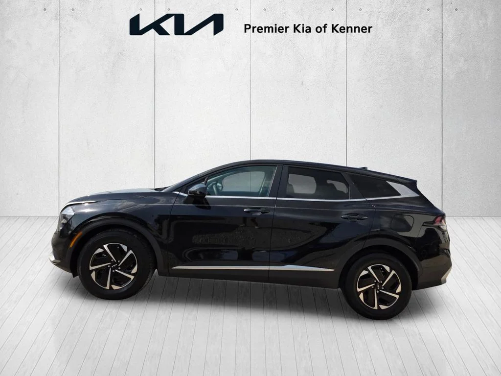 Used 2023 Black Kia LX image 2