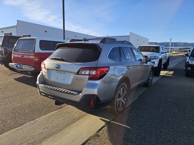 2019 Subaru Outback 2.5i photo 3