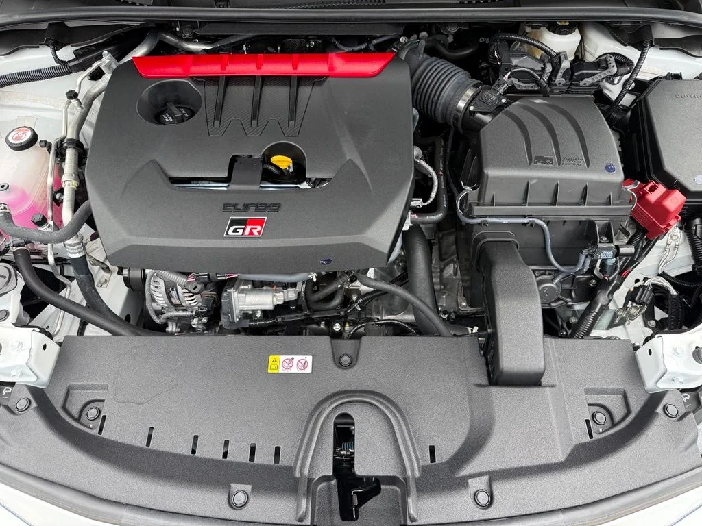 Certified Used 2025 Ice Toyota Premium Plus image 10