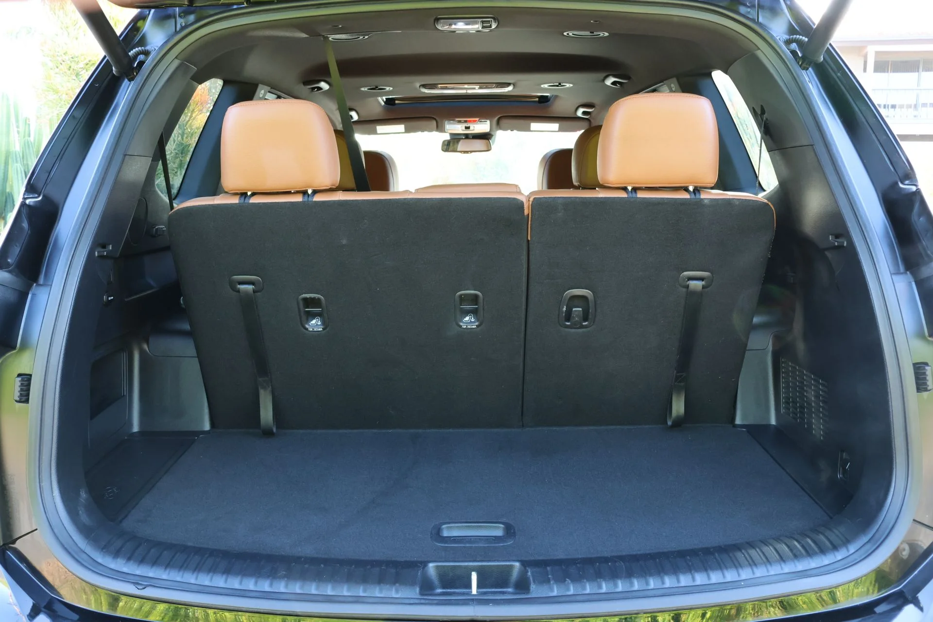 Used 2024 Black Kia EX X-Line image 26