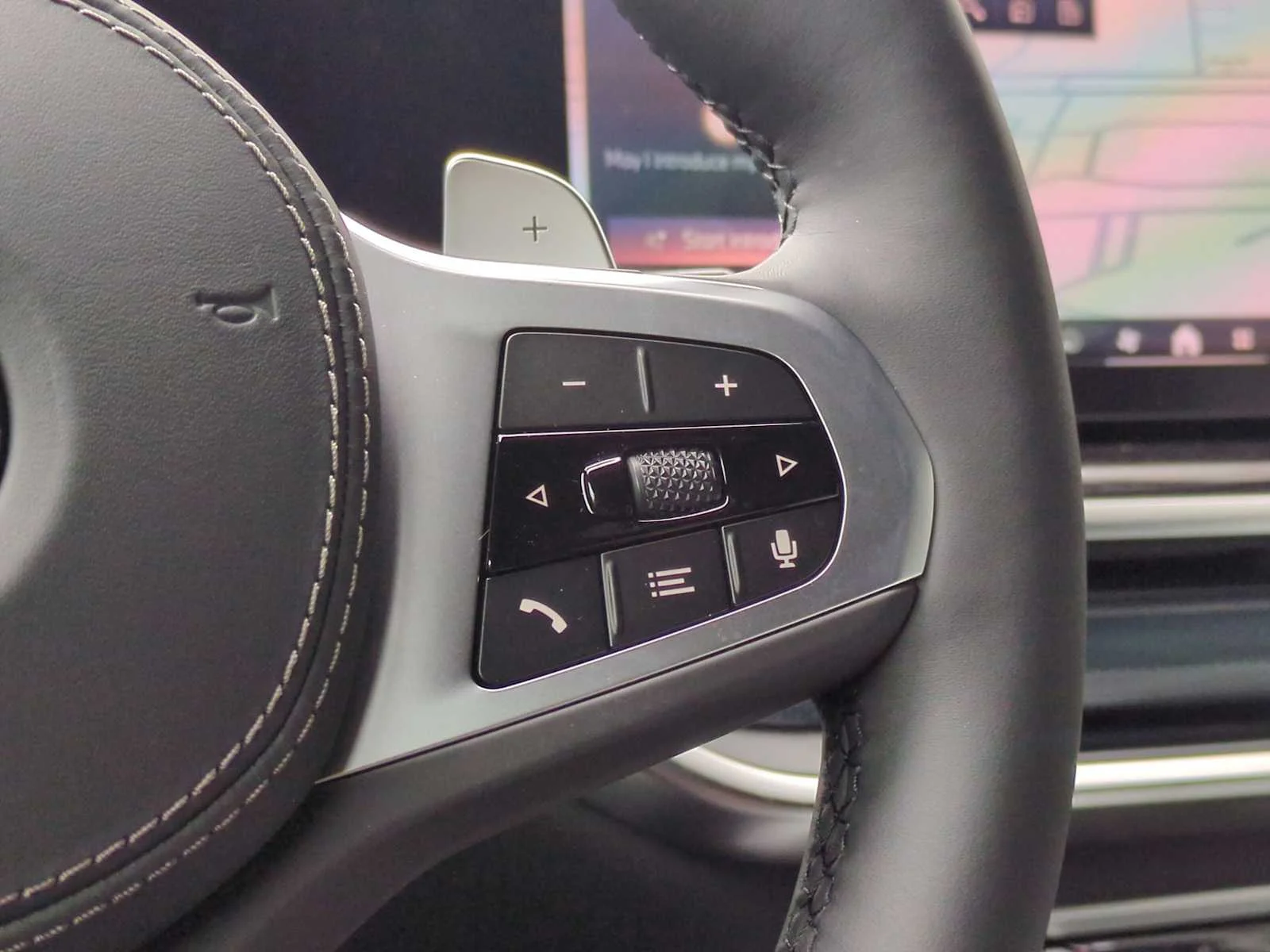 New 2026 Black Sapphire Metallic BMW xDrive40i image 26