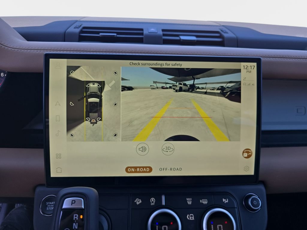 New 2026 Santorini Black Land Rover X-Dynamic SE image 24