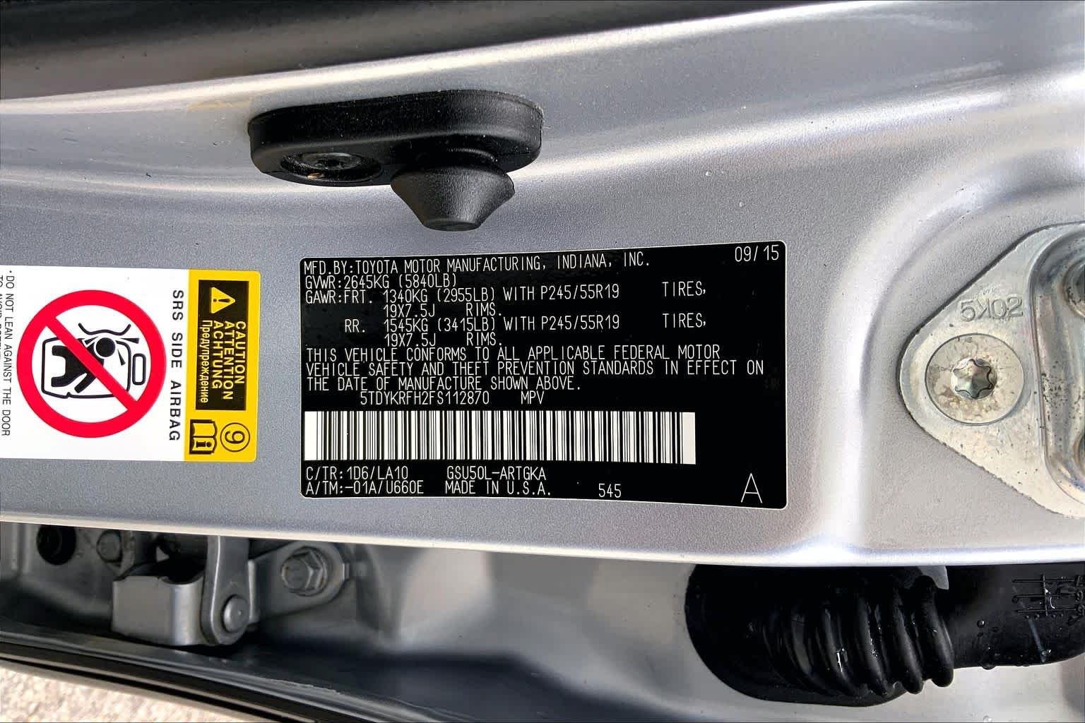 Used 2015 Silver Sky Metallic Toyota Limited image 36
