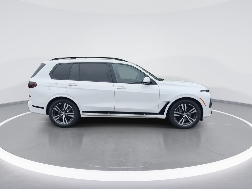 Used 2027 Alpine White BMW xDrive40i image 9