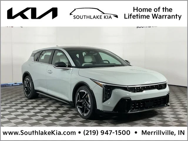 2026 Kia K4 GT-Line AT Hatchback's photo