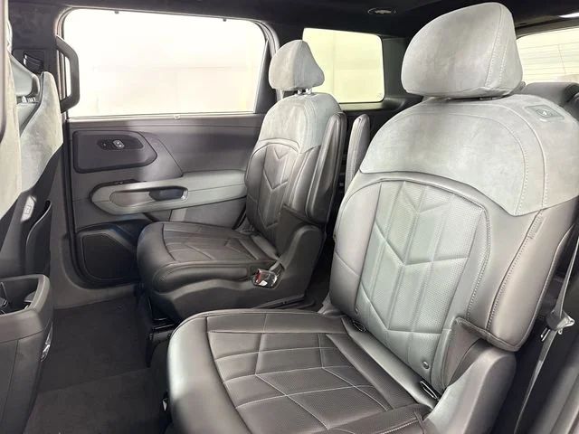New 2027 Glacial White Pearl Kia X-LINE SX PRESTIGE image 23