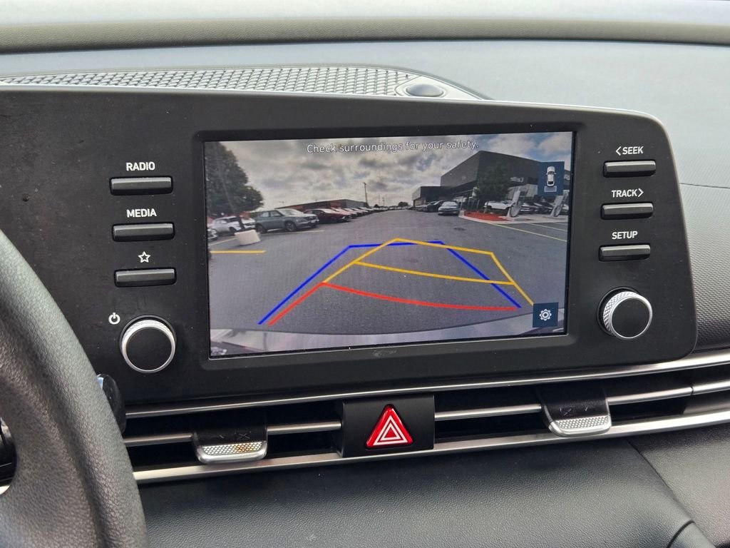 Used 2023 Gray Hyundai SE image 31