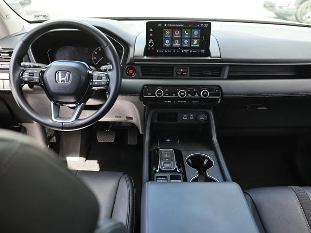 2025 Honda Pilot Touring - Photo 29
