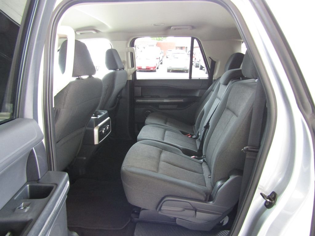 Used 2024 Silver Ford XLT image 31