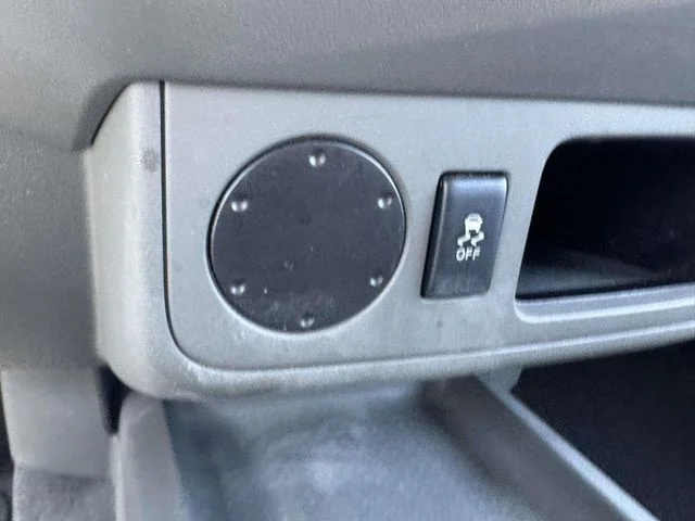 Used 2019 Silver Nissan SV image 38