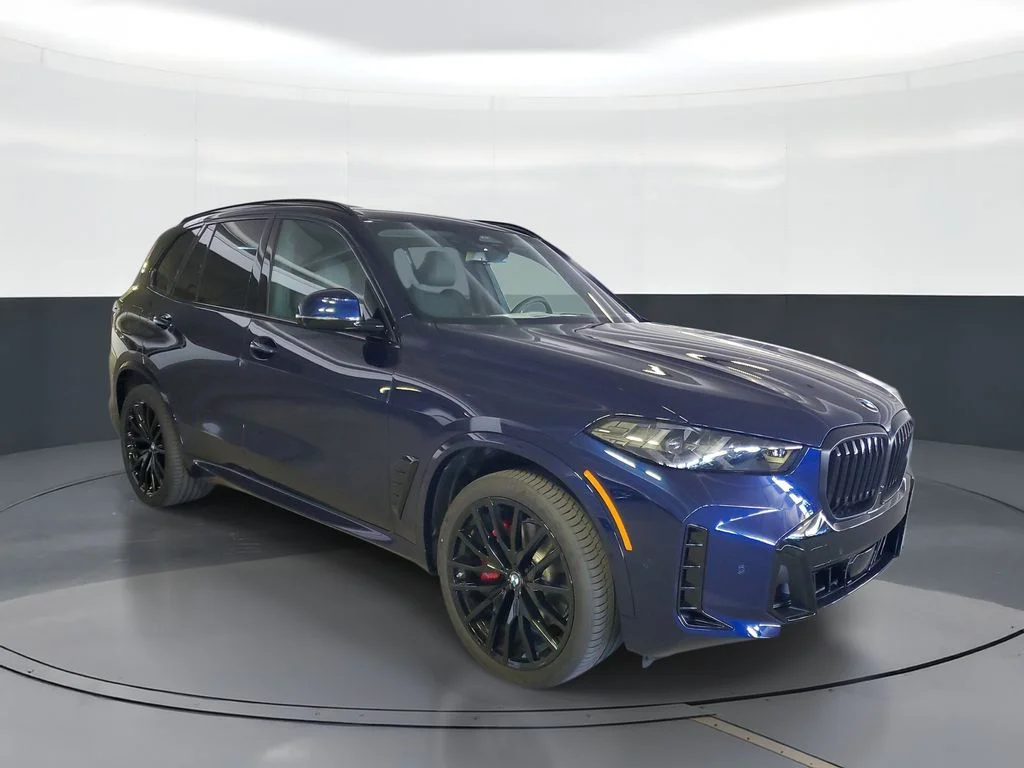 Used 2026 Blue BMW sDrive40i image 2