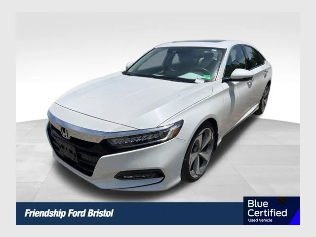2018 Honda Accord 2.0T Touring Auto's photo