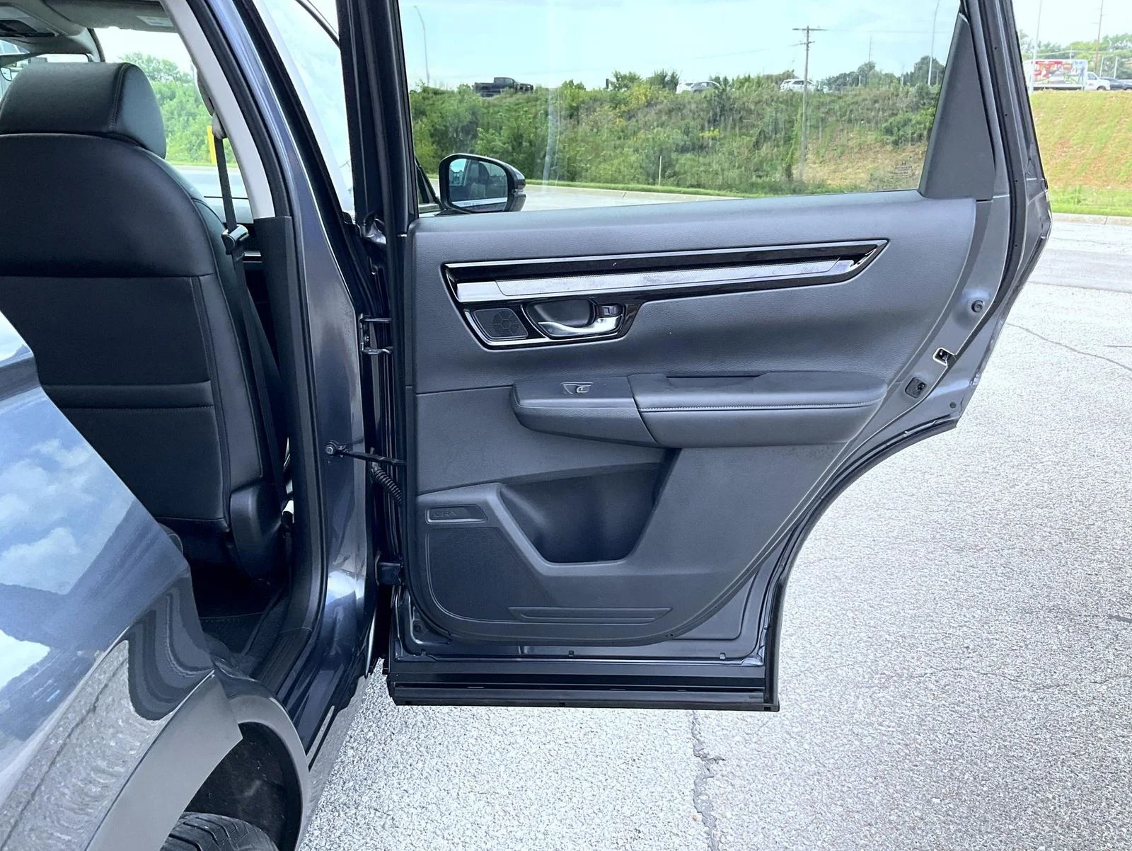 Certified Used 2025 Black Honda EX-L image 17