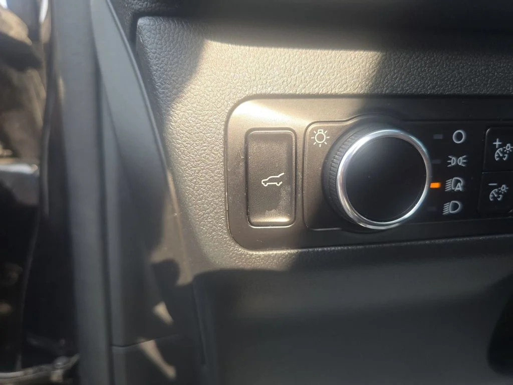 Used 2023 Black Metallic Ford Active image 25