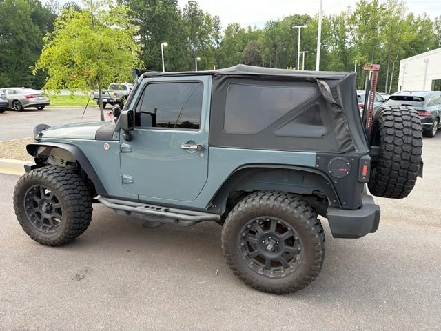 Used 2014 Gray Jeep Sport image 2