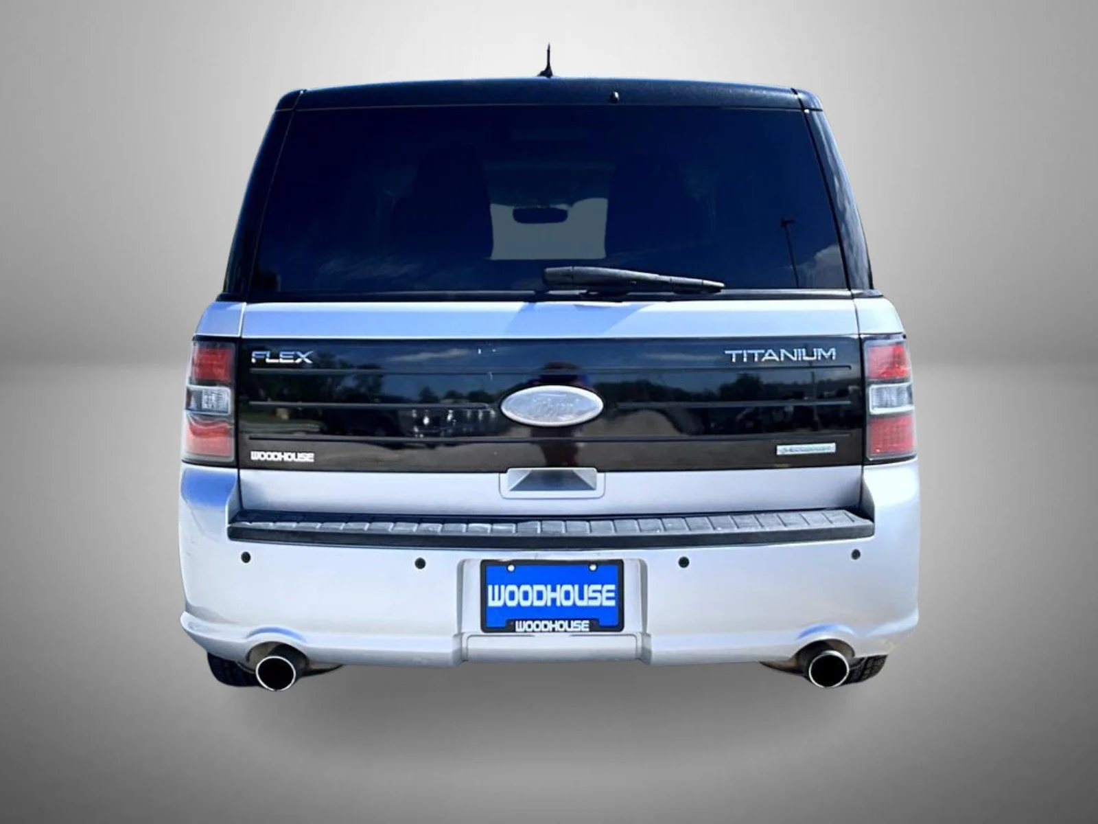 Used 2012 Silver Ford Titanium image 6