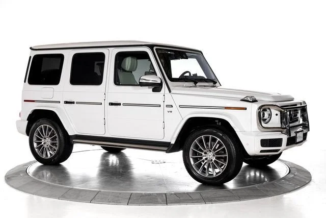 Used 2024 MANUFAKTUR Moonlight White Metallic Mercedes-Benz G 550 image 9