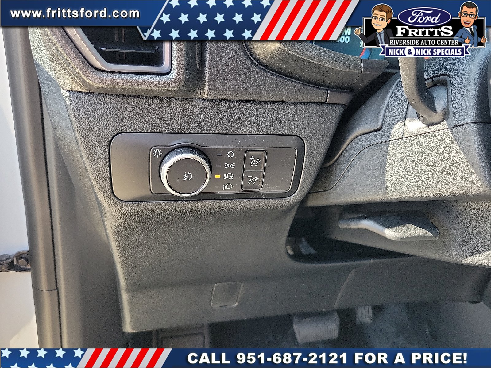 New 2026 Oxford White Ford Badlands® image 12