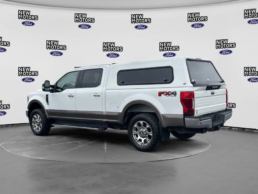 Used 2021 White Metallic Ford Lariat image 3