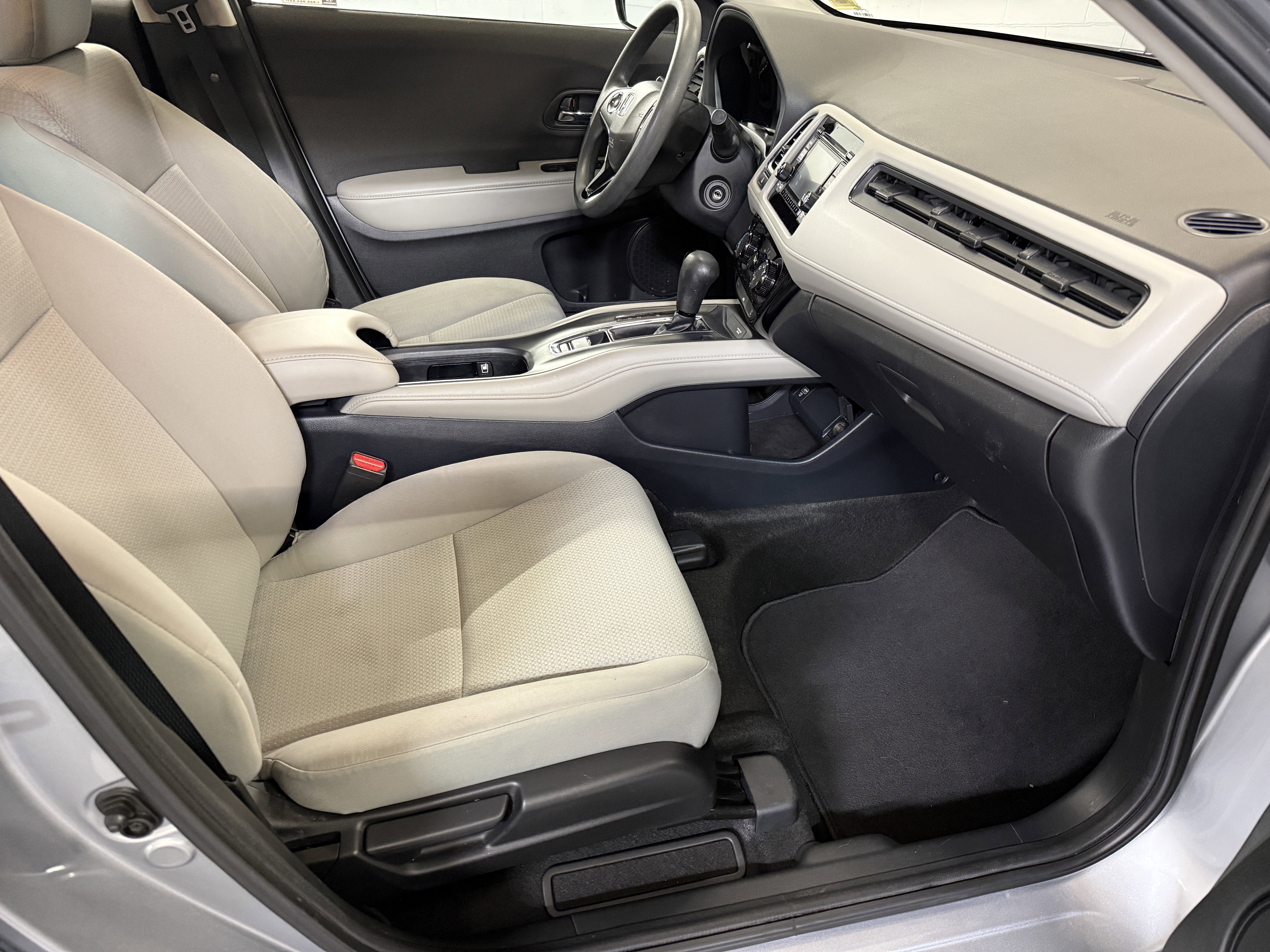 Certified Used 2022 Modern Steel Metallic Honda LX image 24