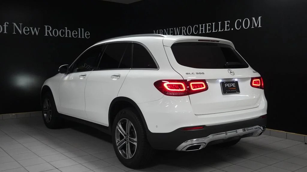 Certified Used 2022 White Mercedes-Benz GLC 300 image 20