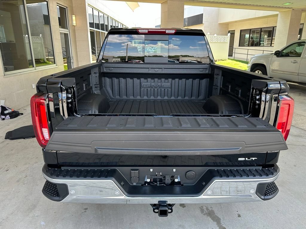 2026 GMC Sierra 1500 SLT - Photo 31