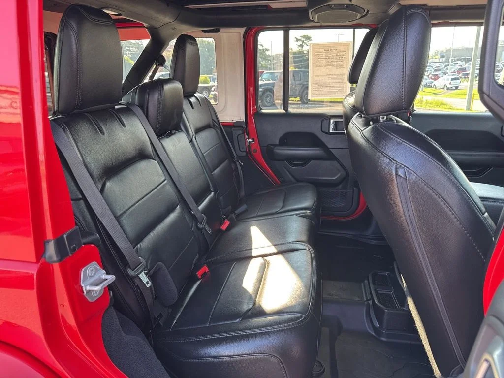 Used 2021 Red Jeep Unlimited Sahara Altitude image 17