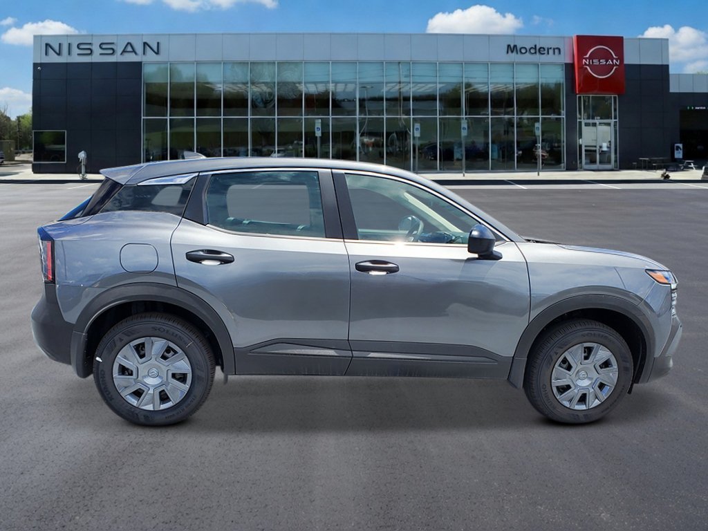 New 2027 Gun Metallic Nissan S image 6