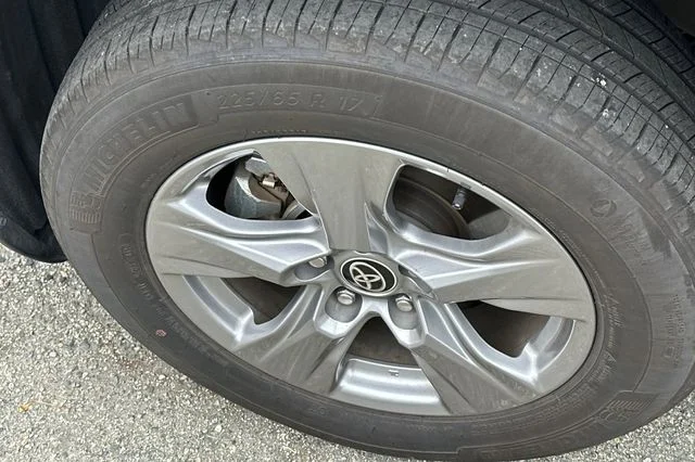 Used 2025 Black Toyota XLE image 3