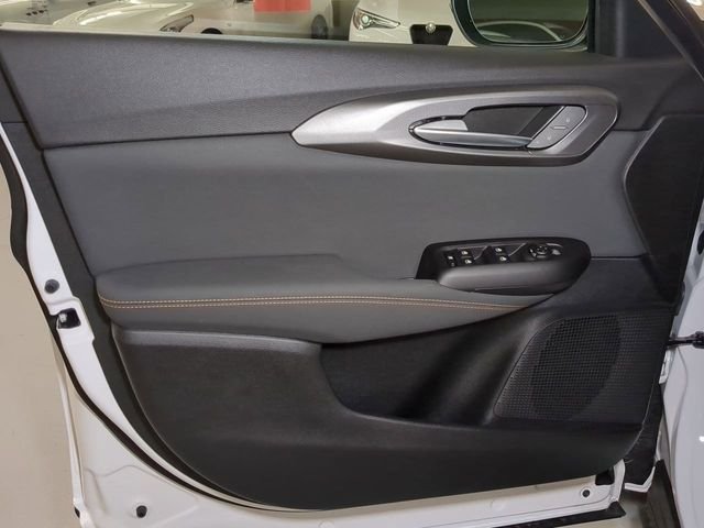 New 2025 Milano White Exterior Paint Alfa Romeo Base image 10