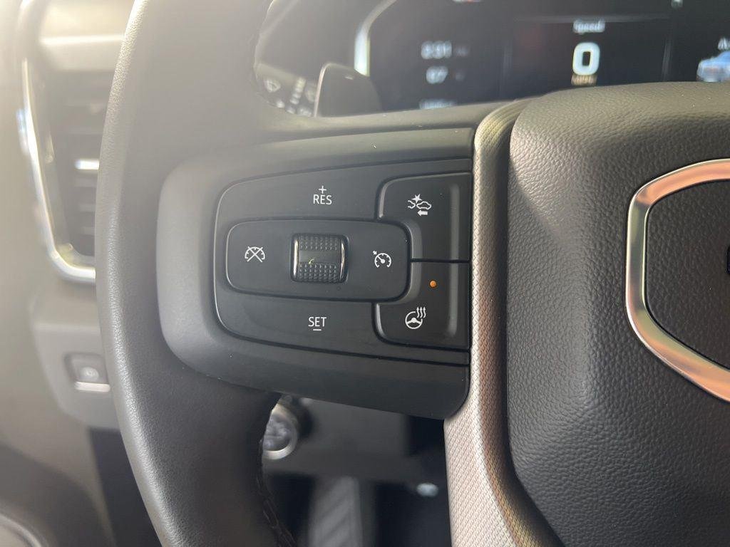 Used 2025 Onyx Black GMC Denali image 10