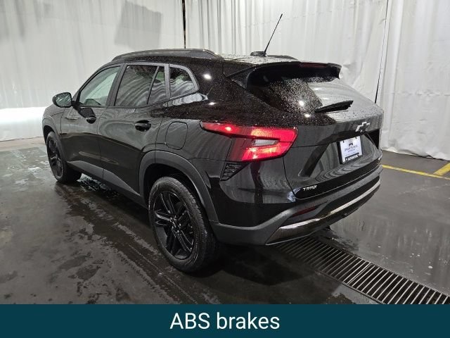New 2026 Mosaic Black Metallic Chevrolet ACTIV image 6