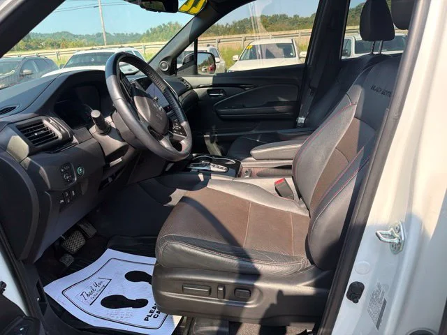 Used 2022 White Honda Black Edition image 19