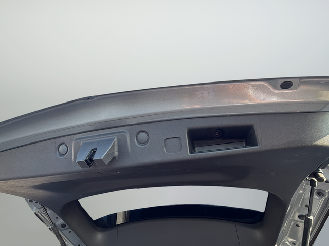 Used 2023 Gray Chevrolet LT image 28
