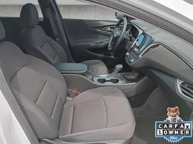 Used 2025 Summit White Chevrolet RS image 24
