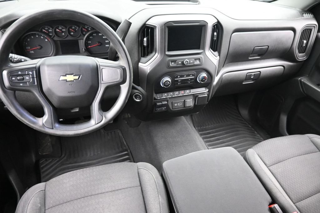 Used 2023 White Chevrolet Custom image 15